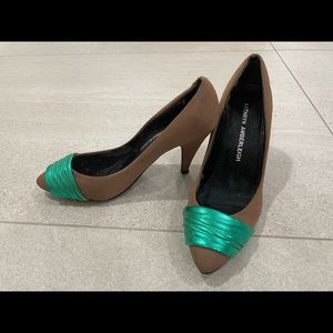 Beautifully Unique Vintage Pumps